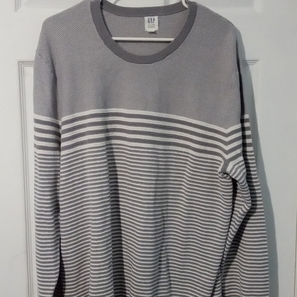 GAP Men's Gray & White Striped Crewneck Sweater